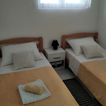 Apartment Anny Pula Eksteriør billede